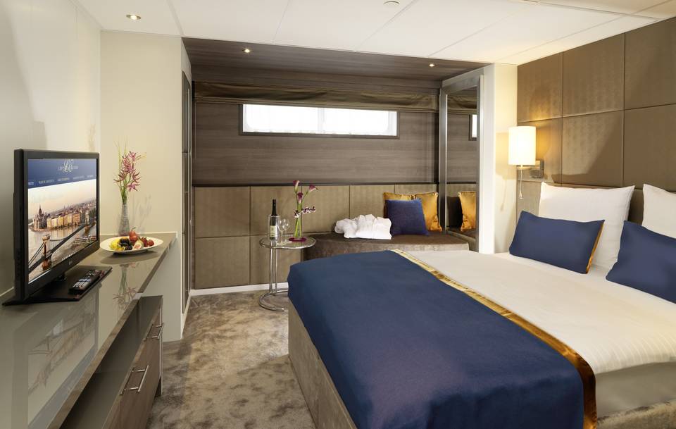 Amadeus Waterways Amadeus Imperial C1.jpg